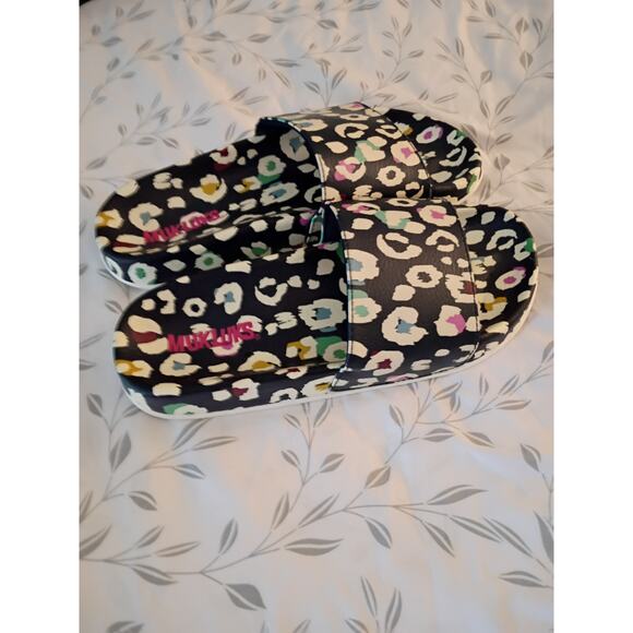 Muk Luks Shoes - MUKLUK Women's Shoes/Sandals Size Medium 7/8